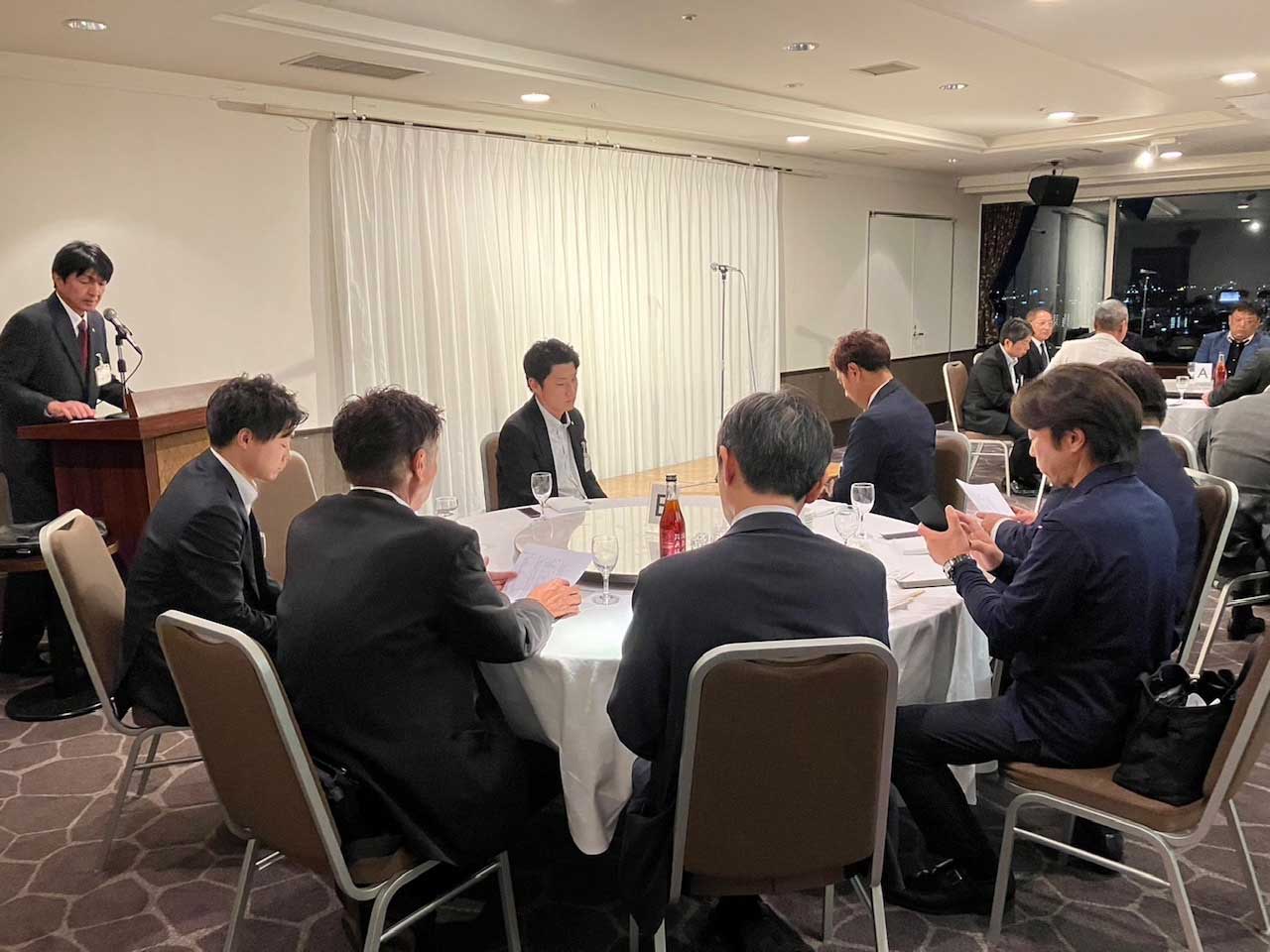 懇談会写真